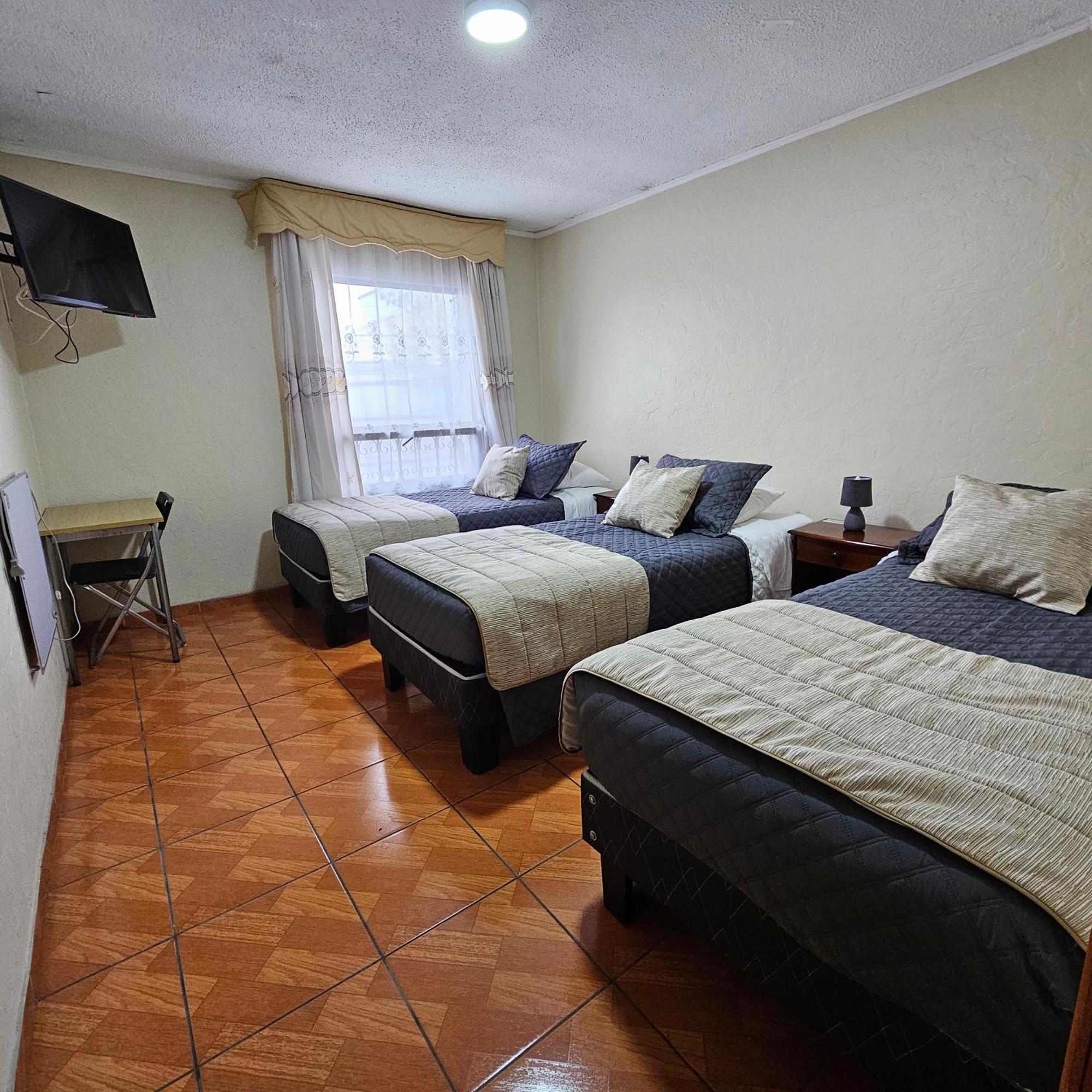 Hostal De Colon La Serena Exterior photo
